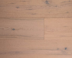 ITEM：CRW 03. Color Earo Oak. Size 74.8x7.5x5 8. 4mm. 31.09SF BOX